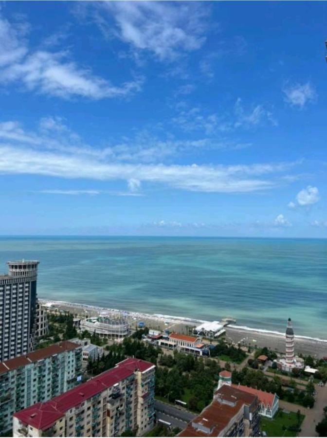 Orbi City Sea View Aparthotel C Batumi Zewnętrze zdjęcie